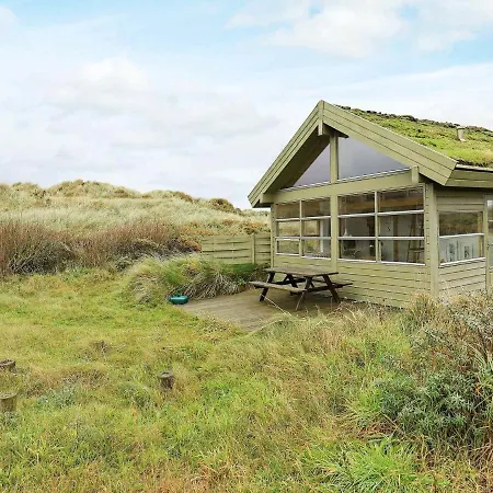 Three-bedroom Holiday In 13 Prázdninový dům Blokhus