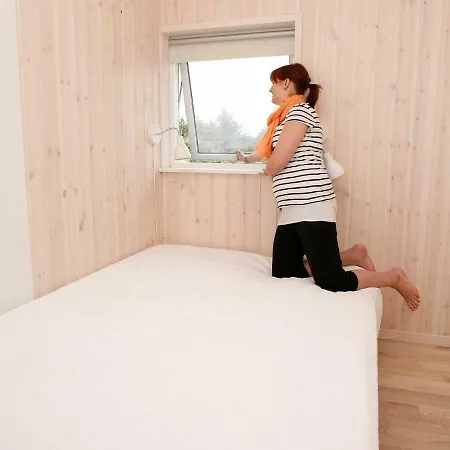 Three-bedroom Holiday In 13 Prázdninový dům Blokhus